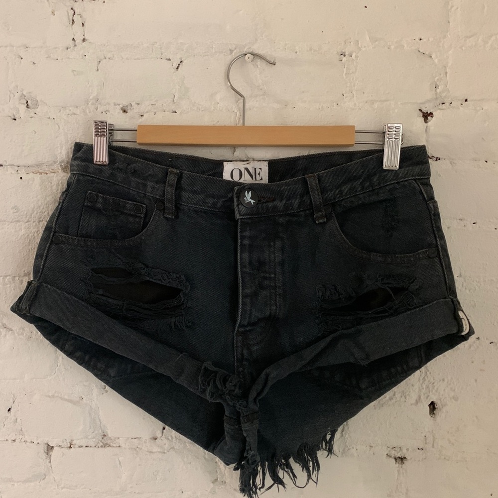 One teaspoon navy denim distressed bandit short 28